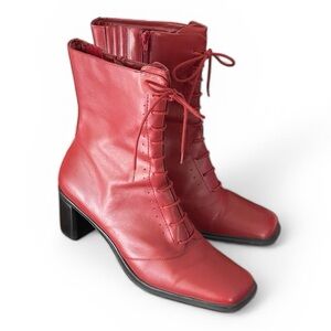 Sam & Libby Red Lace-Up Boots Sz Leather & Man-made Uppers Square Toe Block Heel